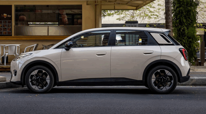 “EVの常識を変える“99秒で交換”―中国発Aion UT Superが5,400ドルで登場