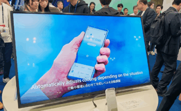 火も風も部屋もいらない。首で季節を変える、SONYの魔法